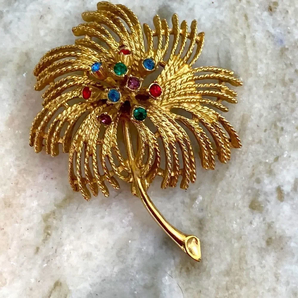 Sarah Coventry Vintage Brooch